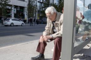 Σύνταξη στα βαθιά γεράματα… Eurostat: Ελλάδα, μία από τις χώρες  με το μικρότερο εργασιακό βίο