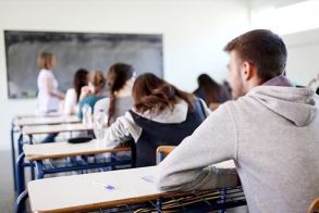 Υπουργείο Παιδείας: Αλλάζει  το σύστημα προαγωγικών  και απολυτηρίων εξετάσεων -Ειδική εξεταστική τον Ιούνιο και δεύτερη ευκαιρία τον Σεπτέμβριο για μαθητές της Γ’ Λυκείου με γενικό μέσο όρο μικρότερο του 10