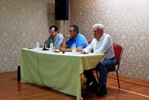 Στο επίκεντρο οι αποζημιώσεις και η στήριξη του αγροτικού κόσμου     Σύσκεψη των Επιμελητηρίων Ημαθίας και Πέλλας με τη συμμετοχή της ΕΘΕΑΣ