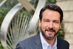 Τάσος Μπαρτζώκας: Ας κρατήσουμε ζωντανό το φως της Ανάστασης στη ζωή μας!