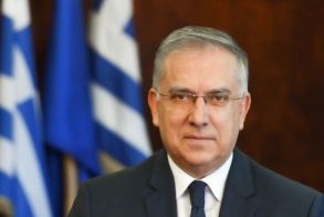 Την Κυριακή 15 Φεβρουαρίου στο ΣΤΑΡ της Βέροιας Δ.Ε.Ε.Π. Ν. Ημαθίας:  Κοπή πίτας, παρουσία  του υπουργού Τάκη Θεοδωρικάκου  -Τιμητικές βραβεύσεις σε Ι. Σπάρτση,  Κ. Καραπαναγιωτίδη και Κ. Καλαϊτζίδη 