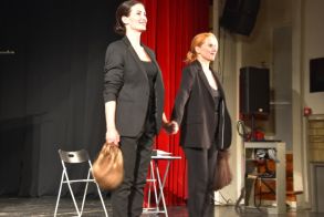 Ωδή στην Παγκόσμια Ημέρα της Γυναίκας    Η παράσταση «Τίμιες Πόρνες» της Λένας Τερκεσίδου στο Δημοτικό Θέατρο Νάουσας