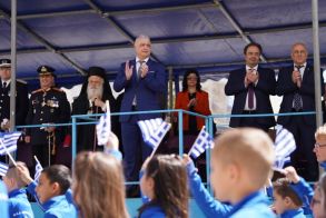 Ως εκπρόσωπος της Κυβέρνησης ο Υφυπουργός Ανάπτυξης Λάζαρος Τσαβδαρίδης στις εκδηλώσεις για την Εθνική Επέτειο της 25ης Μαρτίου στη Βέροια