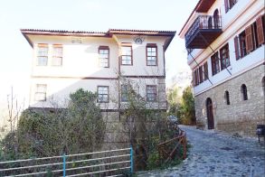 Οδός Ολγάνου…πίσσα σκοτάδι!!!