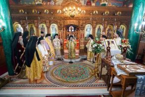 Στην ΄Όσσα Λαγκαδά ο Μητροπολίτης Παντελεήμων για το τεσσαρακονθήμερο μνημόσυνο του μακαριστού Μητροπολίτου Μετρών και Αθύρων κυρού Δημητρίου