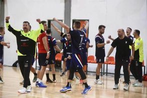 Νίκη με σπουδαία ανατροπή για τον Ζαφειράκη επί του Ιωνικού
