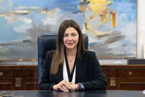 Η υπουργός Παιδείας ανοίγει θέμα κατάργησης  των Πανελλαδικών;