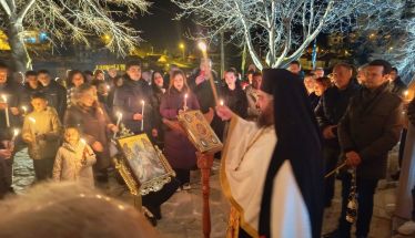 Με εκατοντάδες πιστούς η Ανάσταση στο Σελι