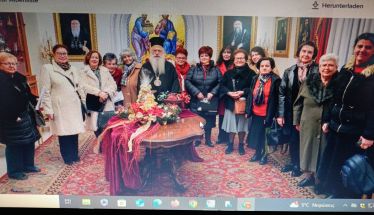 Το ΚΑΠΗ Δήμου Βέροιας έψαλε τα Χριστουγεννιάτικα Κάλαντα στον Μητροπολίτη και στον Δήμαρχο