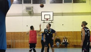 Με πολυπληθής παρουσία κόσμου συνεχίστηκε  η 3η Αγωνιστική του 2ου Εργασιακού τουρνουά μπάσκετ  που διεξάγεται στο κλειστό γήπεδο του 2ου Γυμνασίου Βέροιας