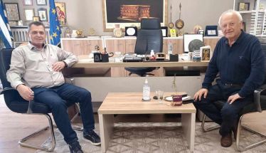 Ο Κώστας Καραπαναγιωτίδης στα παλιά αυτοδιοικητικά «λημέρια»