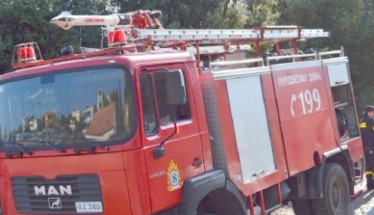 Έκλεισε το βράδυ της Πέμπτης ο δρόμος για Θεσσαλονίκη και στα 2 ρεύματα λόγω φωτιάς