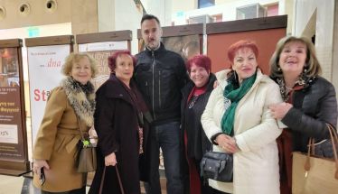 ΒΡΑΔΙΑ ΘΕΑΤΡΟΥ ΓΙΑ ΤΟ ΚΑΠΗ ΝΑΟΥΣΗΣ