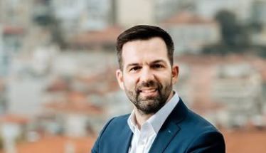 Ο Σωτήρης Σκουρτόπουλος, νέος πρόεδρος στο Επιμελητήριο Ημαθίας, μετά την παραίτηση Μπίκα