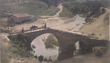 ΜεΜιαΜατια Η γέφυρα του Σταυρού, παλαιότερα και γέφυρα του Χατζηκάβουρα