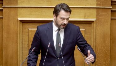 Τάσος Μπαρτζώκας με παρέμβαση στη Βουλή: «Ο Προαστιακός μπορεί να αποτελέσει εργαλείο καθημερινής μετακίνησης για την Ημαθία»