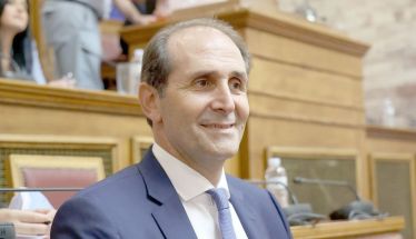 Ευχετήριο μήνυμα του Απ. Βεσυρόπουλου