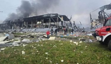 Τραγωδία με 5 νεκρές γυναίκες, από μεγάλη πυρκαγιά  στο εργοστάσιο «Βιολάντα» στα Τρίκαλα -Ανακοίνωση της εταιρείας, συλλυπητήρια μηνύματα από κυβέρνηση, κόμματα και φορείς