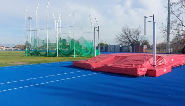 Αναβάθμιση του  Αθλητικού Κέντρου ΔΑΚ Μακροχωρίου με την αντικατάσταση του ελαστικού συνθετικού τάπητα του στρίβου στο «Δ. Βικέλας» 