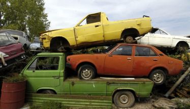 Από το 2026 ξεκινά η υποχρεωτική απόσυρση παλιών οχημάτων