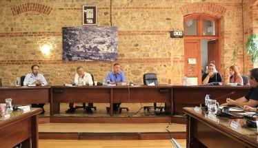 Δημοτικό Συμβούλιο Βέροιας: Έργα, δρόμοι, αποκατάσταση κτιρίων, παιδικές χαρές, ηλεκτρονικά ποδήλατα, ΔΕΥΑΒ, στα προ ημερήσιας
