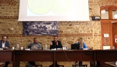 Οριοθέτηση οικισμών, νέος κώδικας ΤΑ, πατίνια, ετοιμόρροπα, σχολικοί τροχονόμοι, λειψυδρίες, έργα Βεργίνας, αγροτικά, γήπεδα Ραχιάς  και Βιολογικός, στα προ ημερήσιας του δημοτικού συμβουλίου Βέροιας