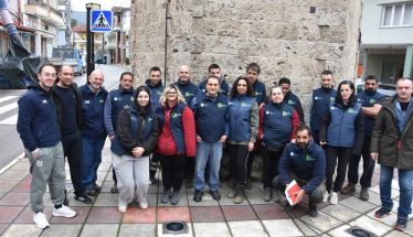 Δωρεά αμάνικων μπουφάν εργασίας στους υπαλλήλους Πρασίνου του Δήμου Νάουσας