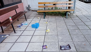 Εθελοντές για την καθαριότητα: Κάθε πρωί η ίδια κατάσταση…