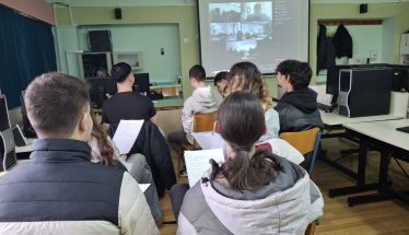 Όταν η Ευρώπη μιλά τη γλώσσα των νέων: Οι Μαθητές – Πρέσβεις του Ευρωπαϊκού Κοινοβουλίου συνομιλούν  με τον Ευρωβουλευτή Σάκη Αρναούτογλου