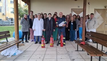 Νοσοκομείο Νάουσας: Εκπαίδευση του  προσωπικού στην ορθή χρήση πυροσβεστήρα