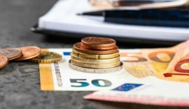 400 εκατ. ευρώ στις 13 Περιφέρειες για δικαιούχους του Ελάχιστου Εγγυημένου Εισοδήματος  –  72,9 ευρώ στην Κεντρική Μακεδονία