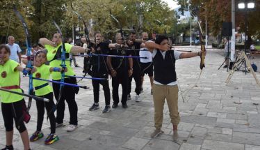 Επίδειξη Τοξοβολίας στο Πλακόστρωτο του Δημοτικού Πάρκου Νάουσας