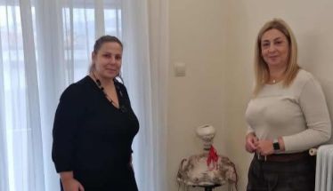 Επίσκεψη της εικαστικού Έλενας Στεργίου στον «Έρασμο»