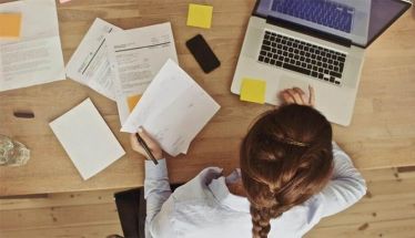 Νέο πρόγραμμα εργασίας για γυναίκες με μισθό έως 1.000 ευρώ  -Υποβολή των αιτήσεων από την Παρασκευή, 16 Ιανουαρίου 2026