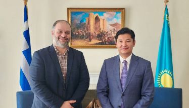 Συνάντηση του Πρέσβη του Καζακστάν στην Ελλάδα,  Timur Sultangozhin, με τον Δήμαρχο  Νάουσας,  Νίκο Κουτσογιάννη