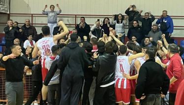 Επική ανατροπή και Buzzer Beater πρόκριση στον τελικό για την U18 του Φιλίππου Βέροιας