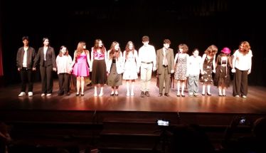 Άνθισε η «Θεατρική Άνοιξη» με την παράσταση «Δεσποινίς Διευθυντής» του 6ου Γυμνασίου Βέροιας