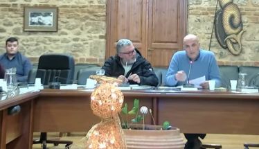 Με αίτημα του «Ισχυρού Δήμου» Η μελέτη βιωσιμότητας της ΔΕΥΑΒ στην ημερήσια διάταξη του δημοτικού συμβουλίου Βέροιας -Έντονη κριτική Παλουκίδη, παρουσίαση στοιχείων από τον διευθυντή Θ. Αχτσή, πολύ πιθανή η αύξηση τιμολογίων