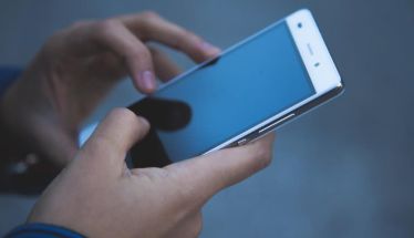 Από προχθες απαγορεύτηκαν στην Αυστραλία τα social media στους ανηλίκους