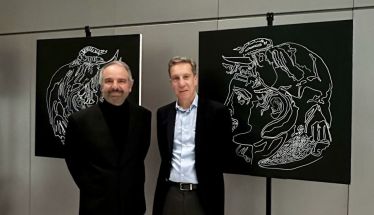 Στην έδρα της Ελληνικής Πρεσβείας στο Βερολίνο, ο «Αλέξανδρος της Τέχνης» του Νίκου Τσιαπάρα