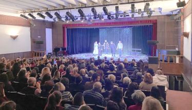 Οι «Λευκές Νύχτες» του ΔΗΠΕΘΕ Βέροιας, τρυπώνουν στη συνείδηση του θεατή