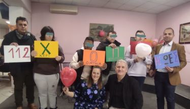 «Μικροί Ήρωες» σε δράση: Μια συγκινητική σύμπραξη σχολείων και κοινότητας στο Α' ΚΑΠΗ Βέροιας