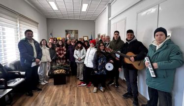 Πρωτοχρονιάτικα κάλαντα από το Ωδείο «Αριστοτέλης» στο Δημαρχείο Νάουσας