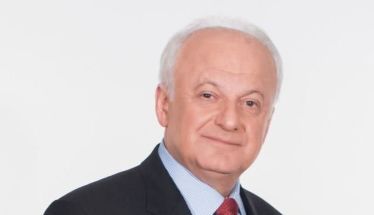 Ο Κώστας Καραπαναγιωτίδης «μπροστάρης» στην επαναλειτουργία της χορωδίας της Ευξείνου Λέσχης Κοζάνης