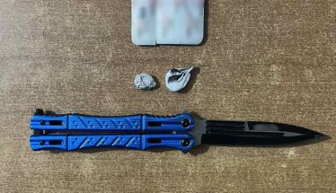 Σύλληψη για κατοχή κοκαΐνης και για παράβαση της νομοθεσίας για τα όπλα