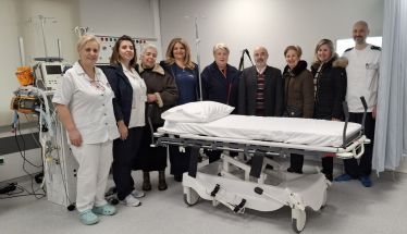 Επίσκεψη του νέου ΔΣ του Συλλόγου Φίλων Νοσοκομείου Νάουσας και σημαντική δωρεά ιατροτεχνολογικού εξοπλισμού  - Επίσκεψη του Συλλόγου ΑμεΑ «Υφάδι» στη «Βιβλιοθήκη Ανάσας» της Παιδιατρικής Κλινικής 