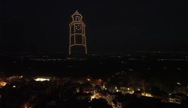 Drone Show στη Νάουσα - Εντυπωσιακό βίντεο από την υποδοχή της Ολυμπιακής Φλόγας