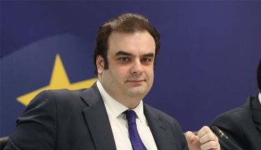 Ιστορική στιγμή για την Ελλάδα: Ο Κυριάκος Πιερρακάκης νέος πρόεδρος του Eurogroup - Επικράτησε του Βέλγου υπουργού Οικονομικών, Βίνσεντ βαν Πέτεγκεμ