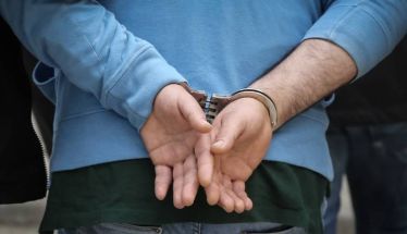 Ψυχιατρική εξέταση για τον 20χρονο που ξυλοκόπησε άγρια τη 24χρονη στη Βέροια