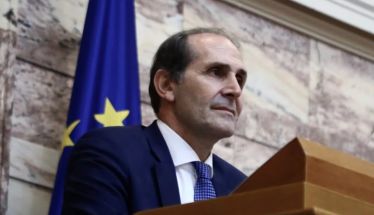 Επιμελητήριο Ημαθίας: Ονοματοδοσία αίθουσας συνεδριάσεων  σε «Απόστολος  Βεσυρόπουλος»